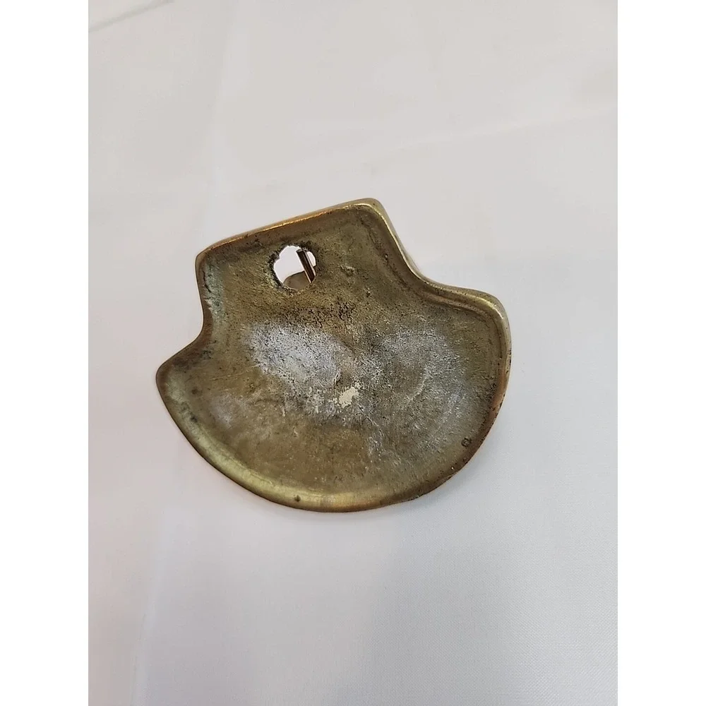 Vintage Solid Brass Metal Clamshell Scallop Shell Letter Towel‎ Holder Heavy